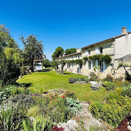 Bed and Breakfast La Vigne D'Or Teuillac Экстерьер фото