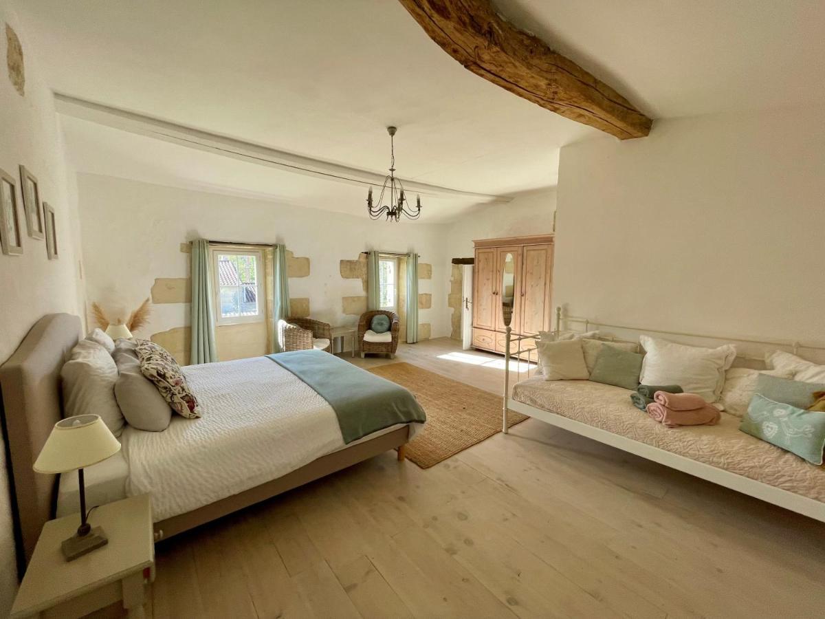 Bed and Breakfast La Vigne D'Or Teuillac Экстерьер фото