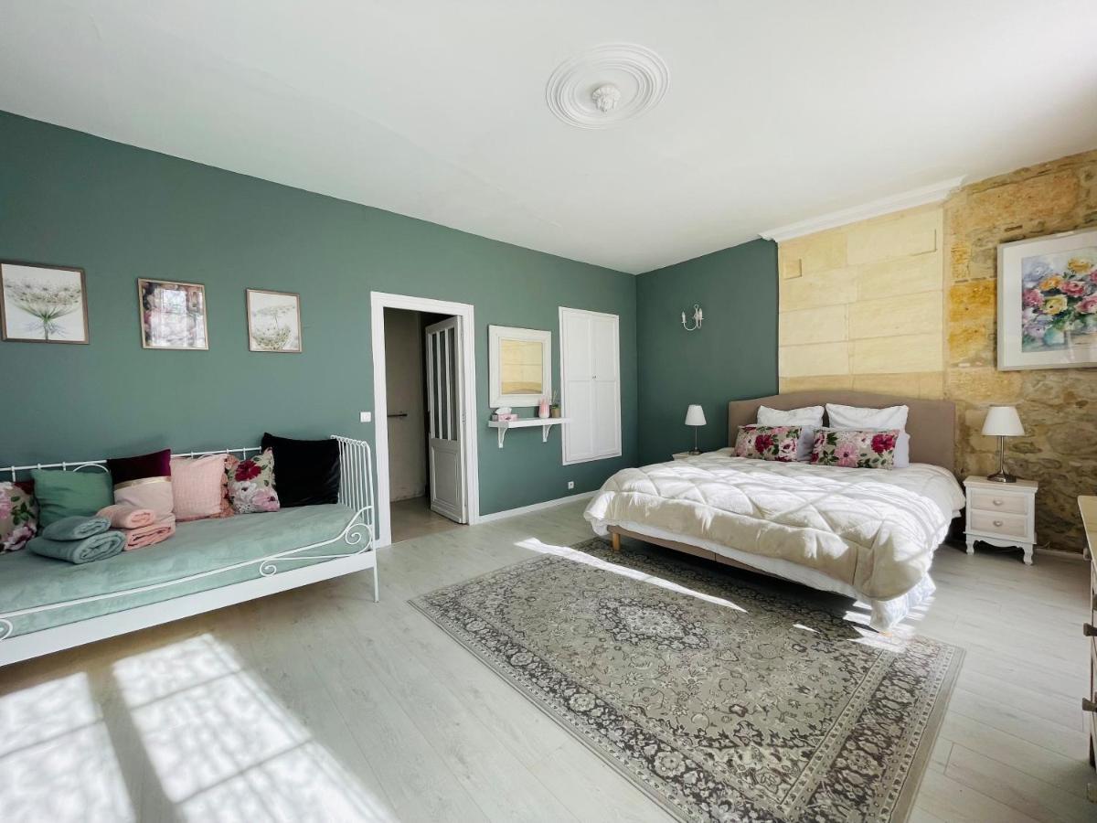 Bed and Breakfast La Vigne D'Or Teuillac Экстерьер фото